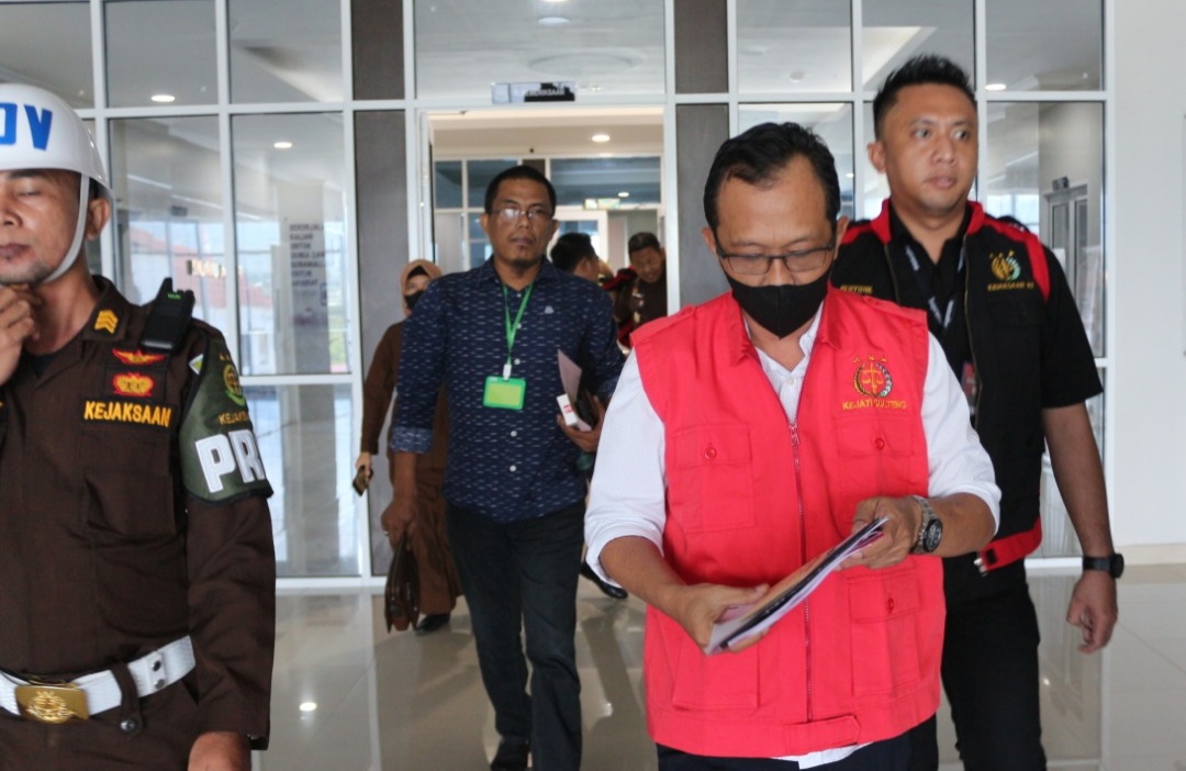 Kajati Sulteng Tahan